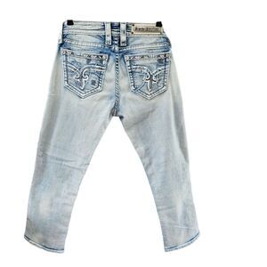 Rock Revival Crop Jeans 29 X 25 Nancy Light Wash Embroidered With Rhinestones